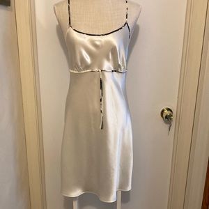 Mark & Andre Paris 100% silk chemise. NWT